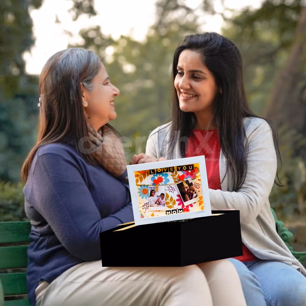 A Beautiful Mother's Day Photo Frame Gift Idea for your Mom by CherishX!