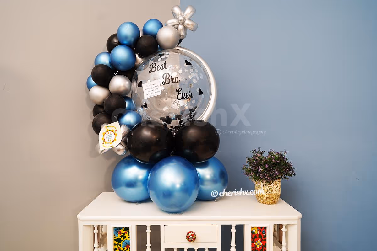 A Raksha Bandhan message attached with the Balloon Bouquet