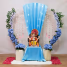 The ring in the backdrop creates a glamorous frame that draws immediate attention