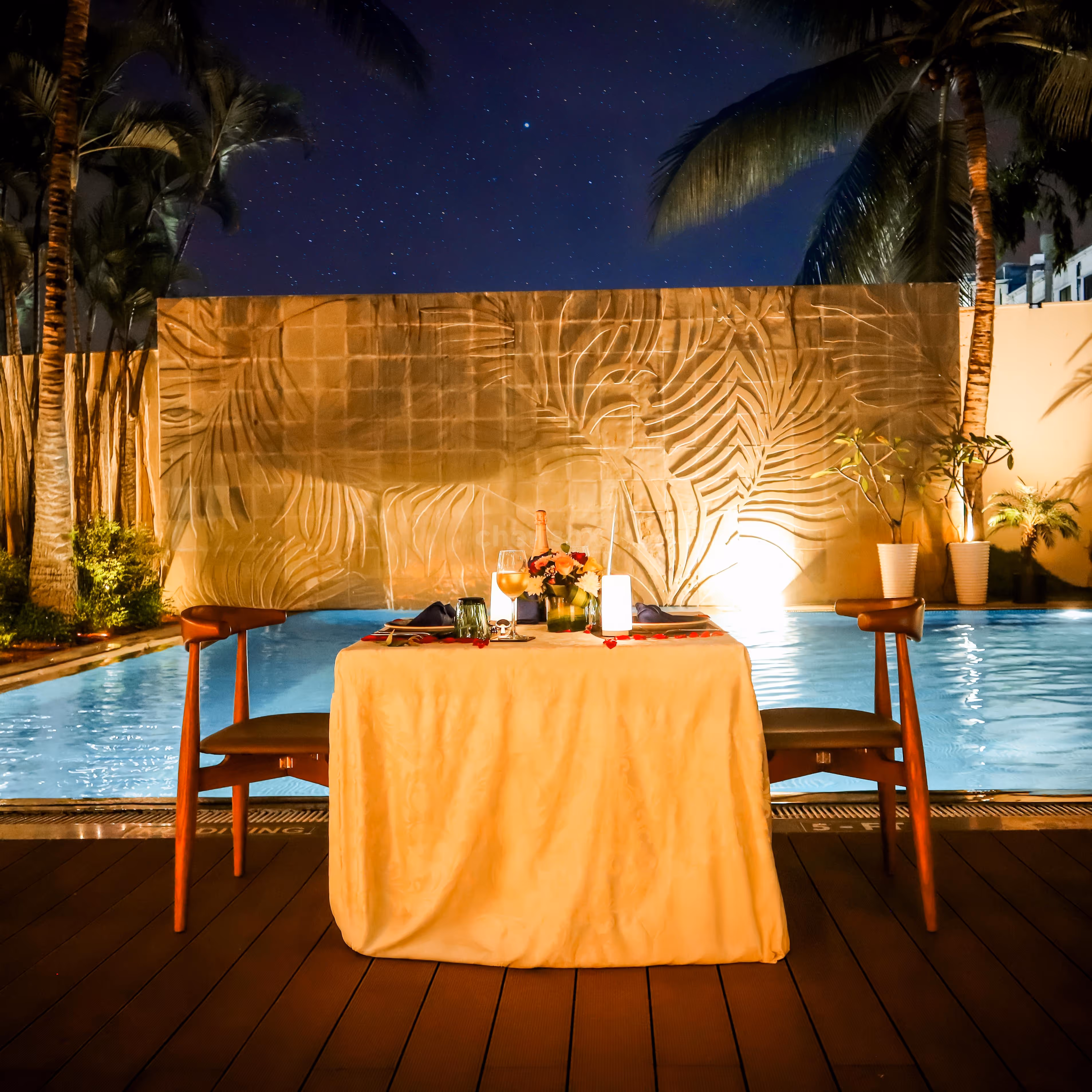Valentine’s themed buffet served during poolside dinner at Grand Mercure