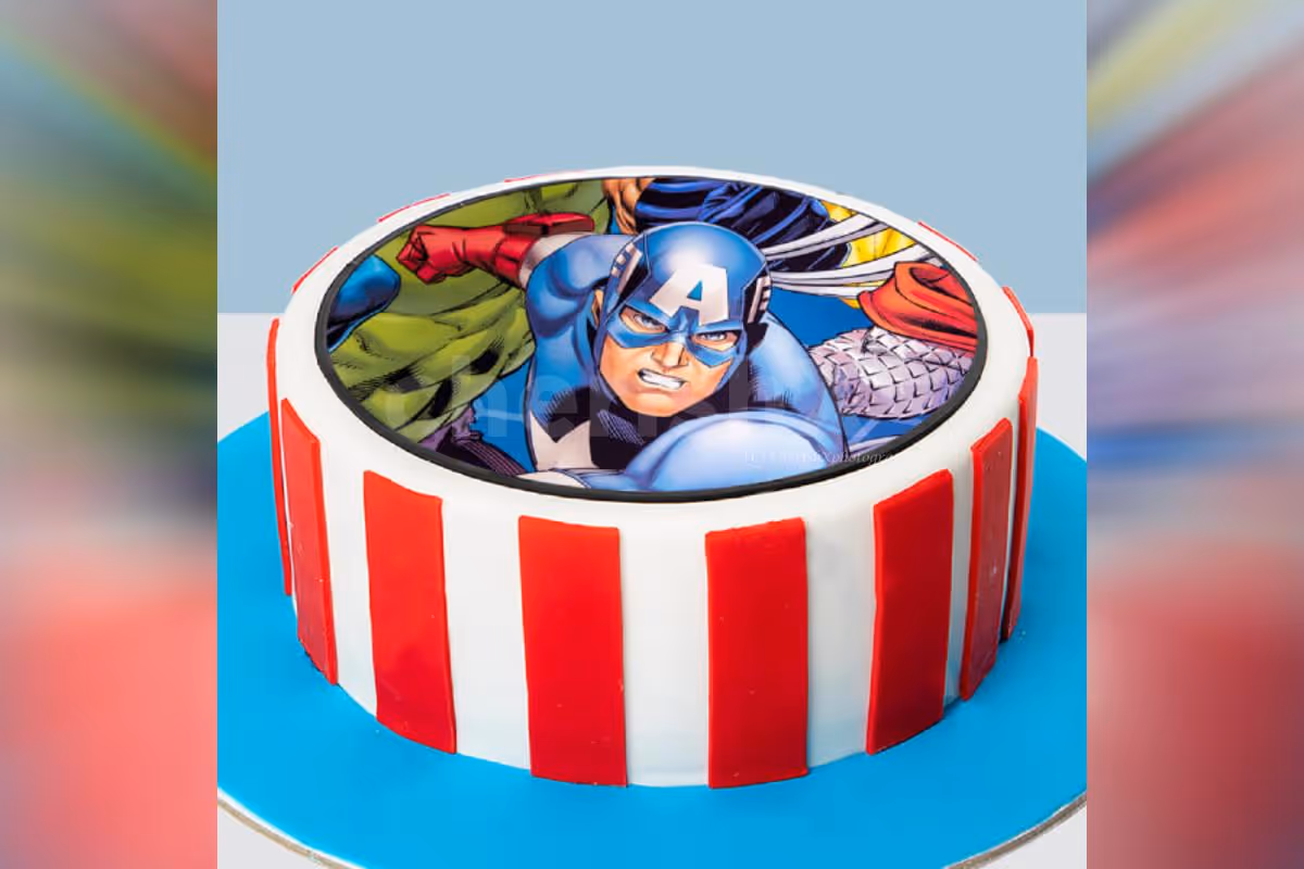 Captain America Photo Fondant Cake
