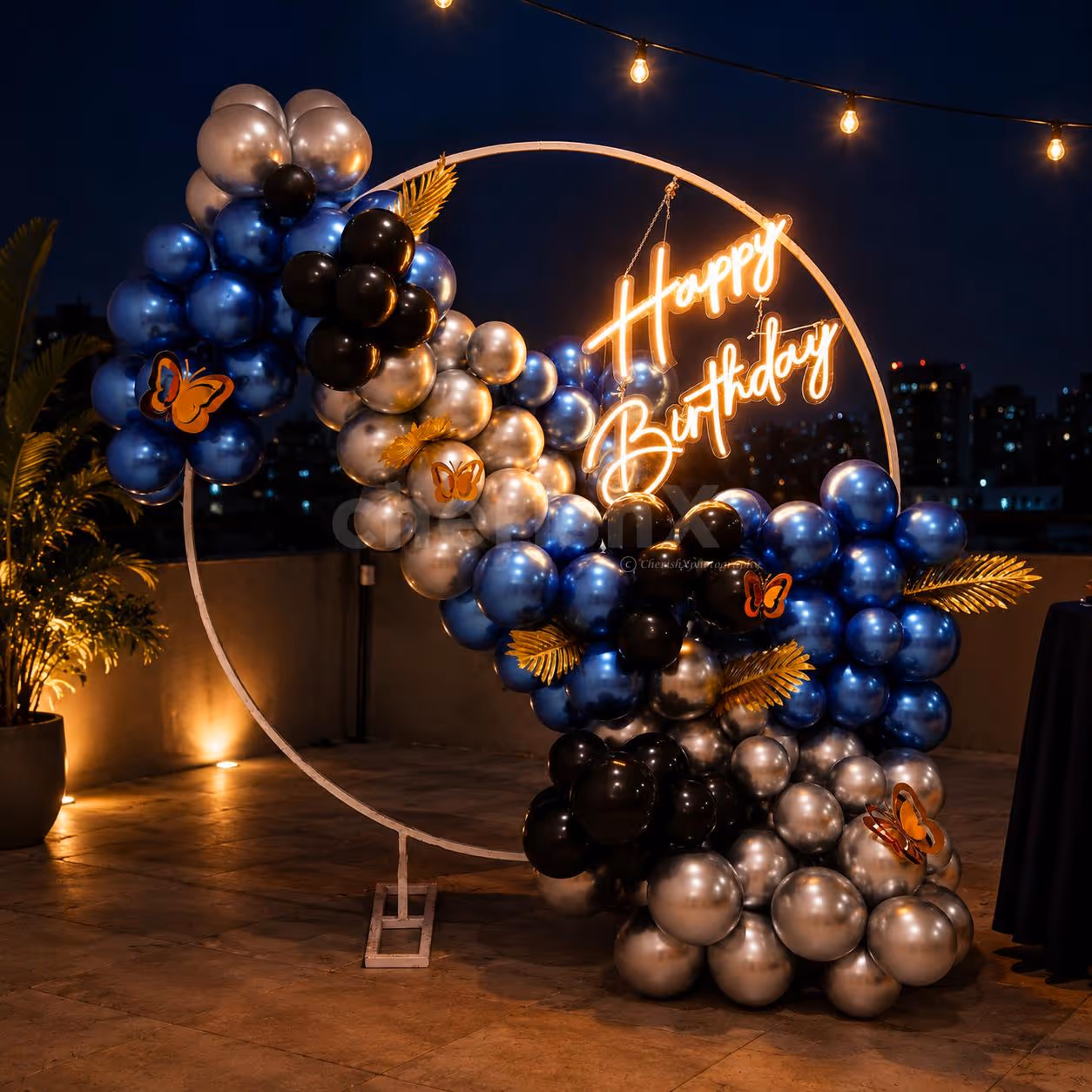 A beautiful blend of four colors - peace, silver, blue, and black - this exquisite decoration is sure to impress your guests.