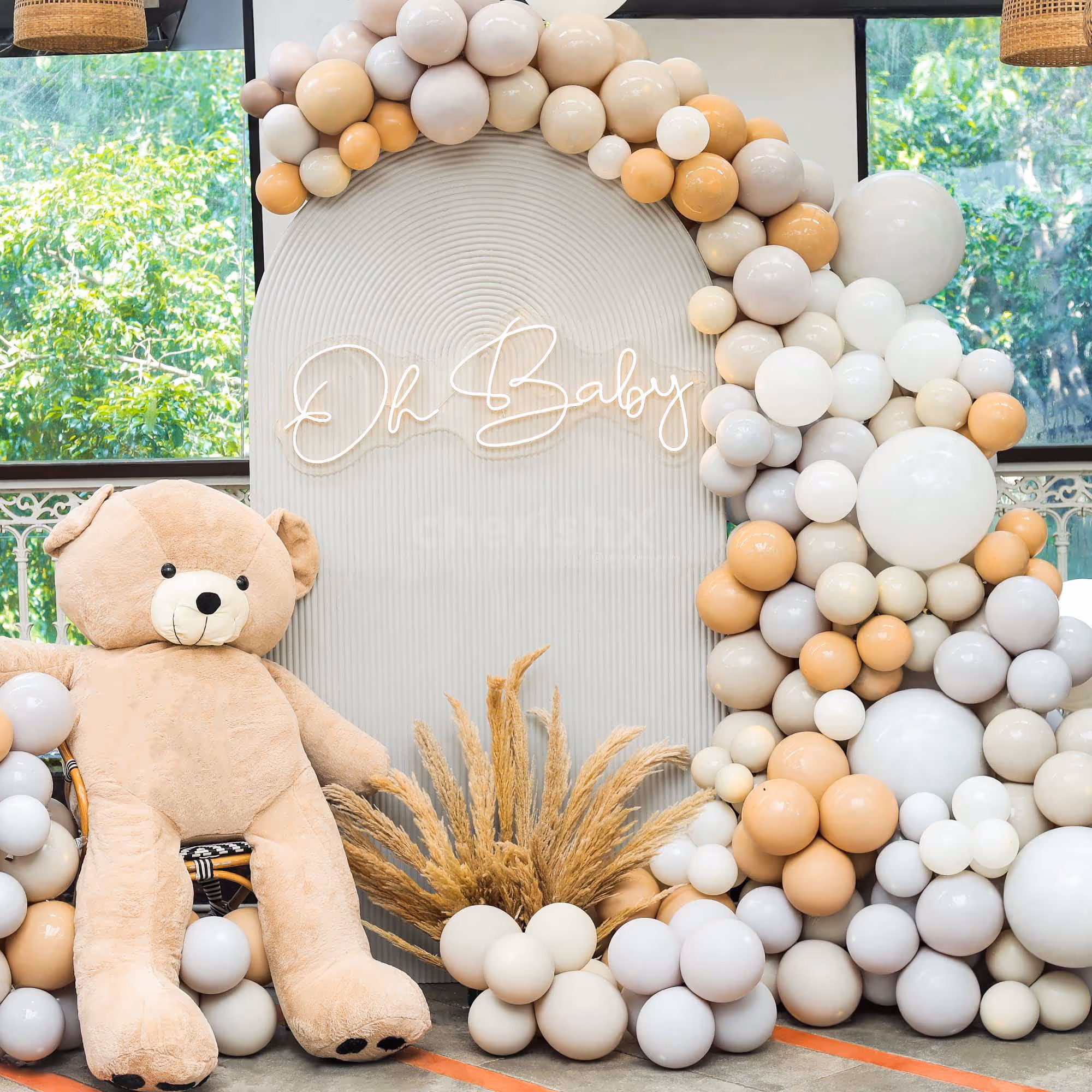 The "Cocoa Bear" theme is not just about decor; it's an immersive experience that transports you into a world of cuddly charm.