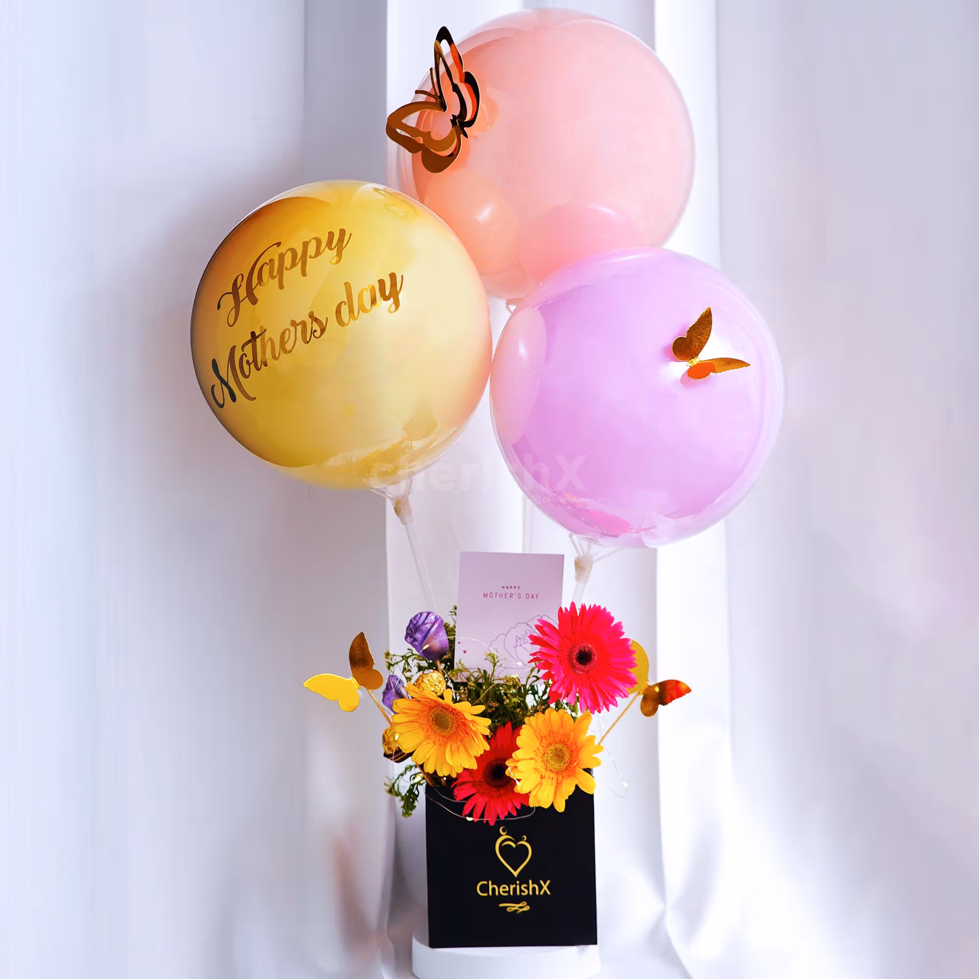 The decorated balloons spread happy and warm vibes for the occasion