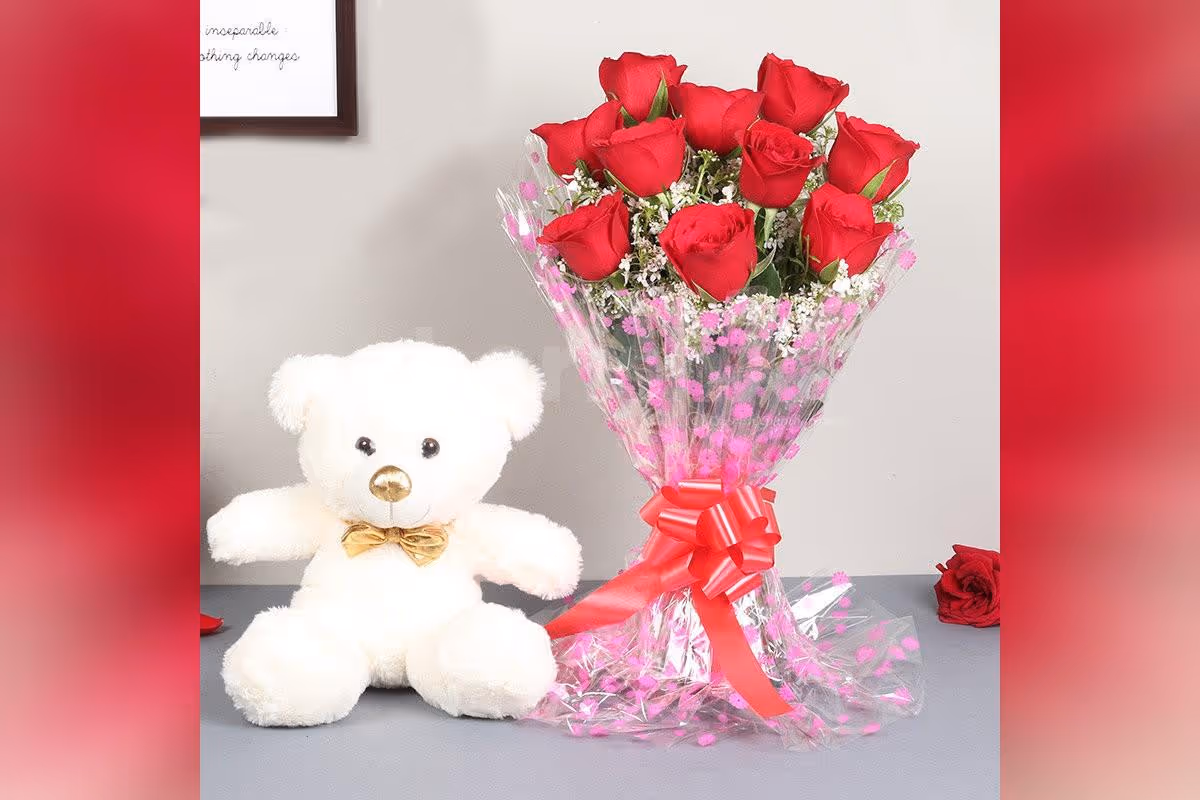 Wish birthdays and anniversaries with a bouquet of roses and a cute teddy.
