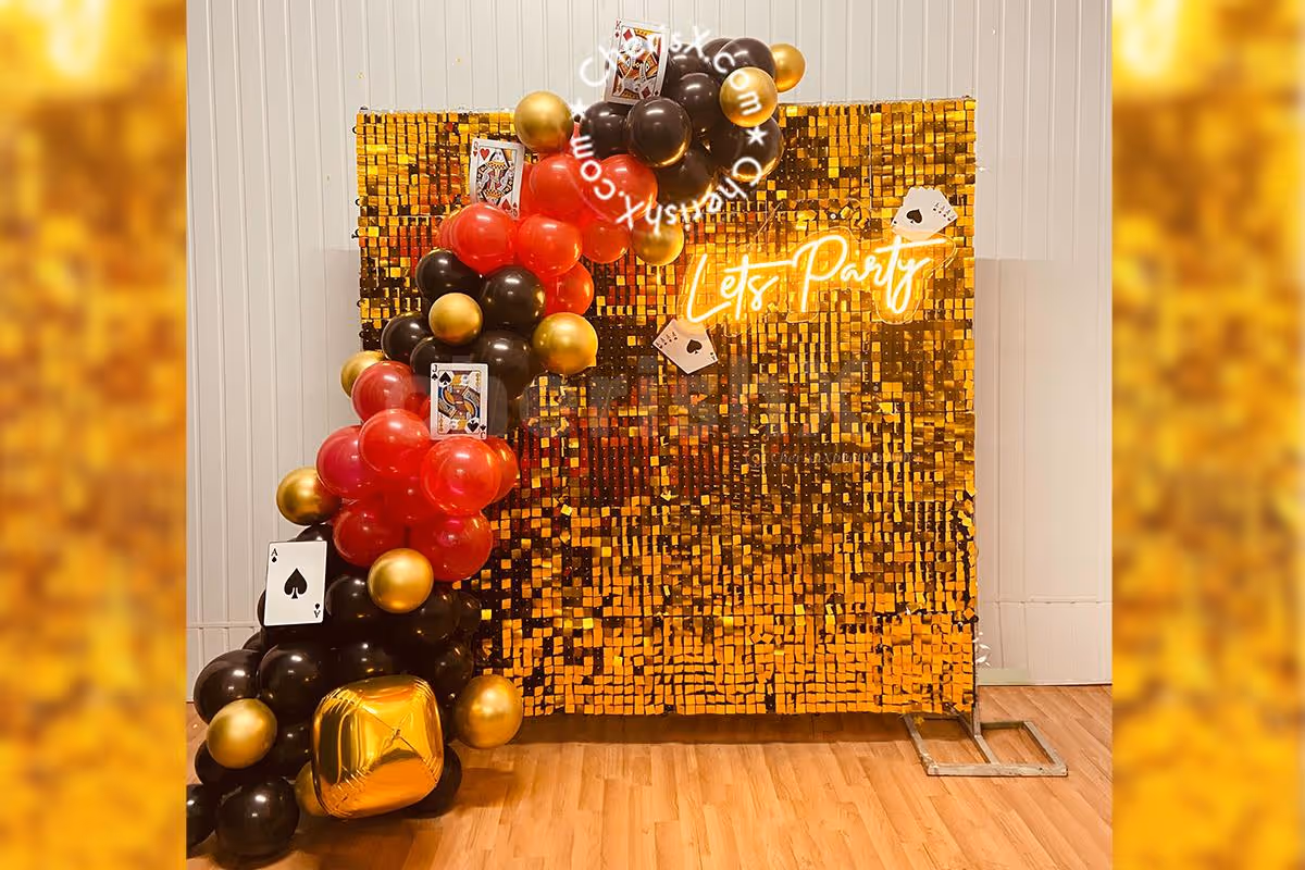 All you need is some cash, cards and this amazing decor for the perfect party!