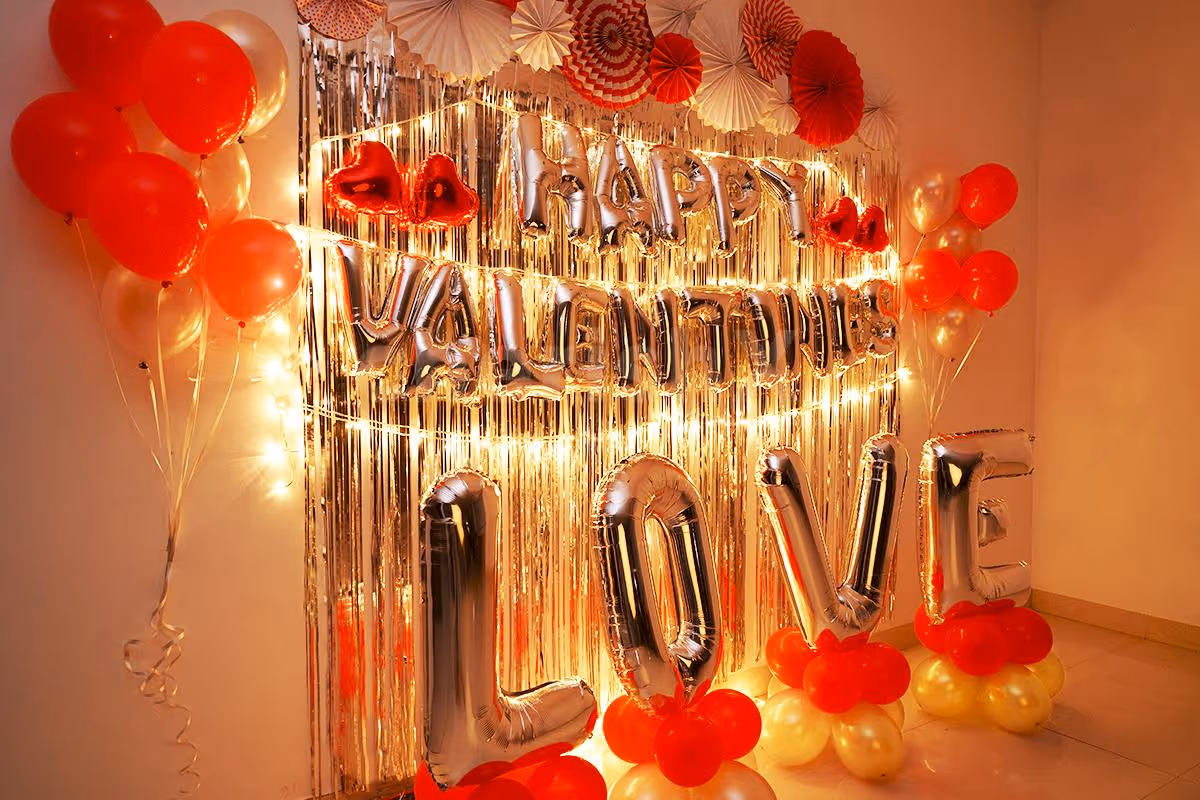 Happy Valentine's Love Decor