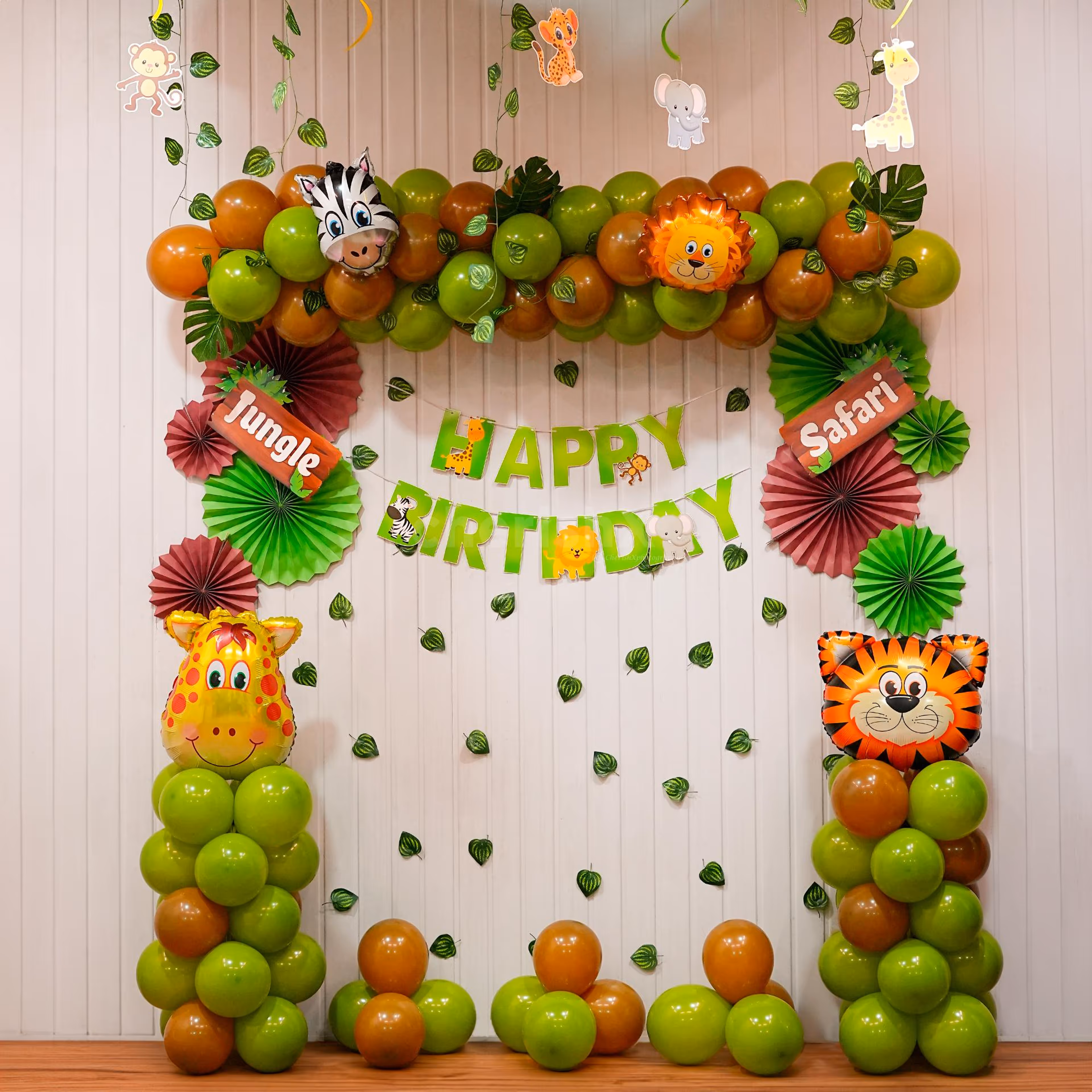 Create a Wild Adventure with Our Jungle Safari Birthday Decor