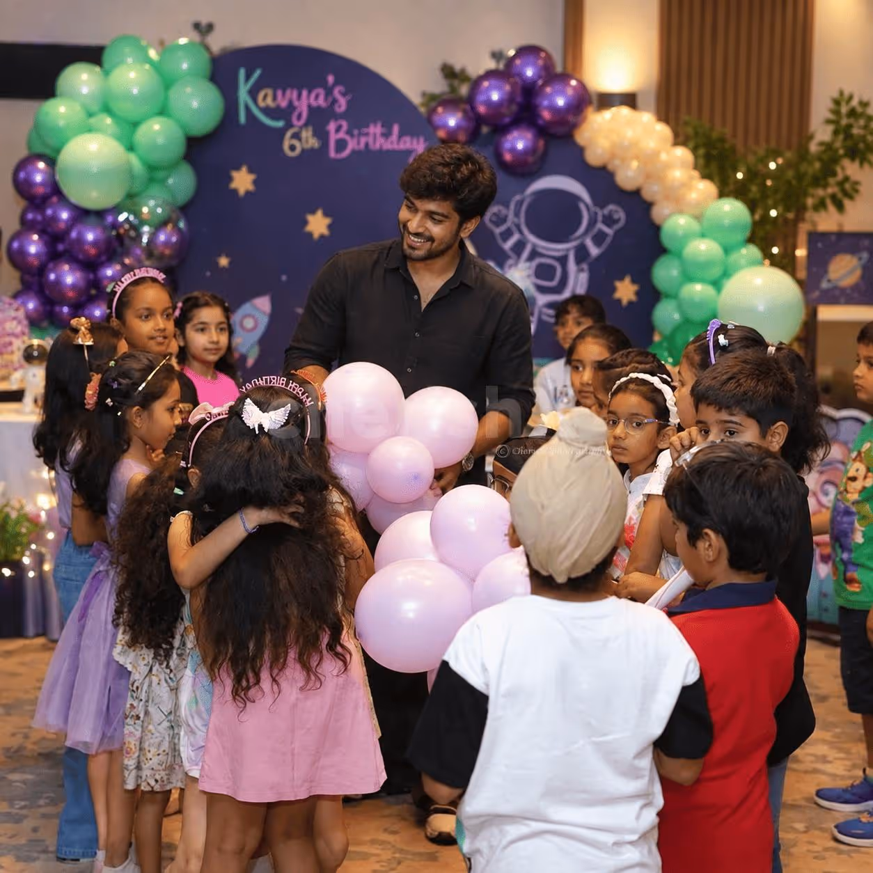 Game coordinator for kids birthday party