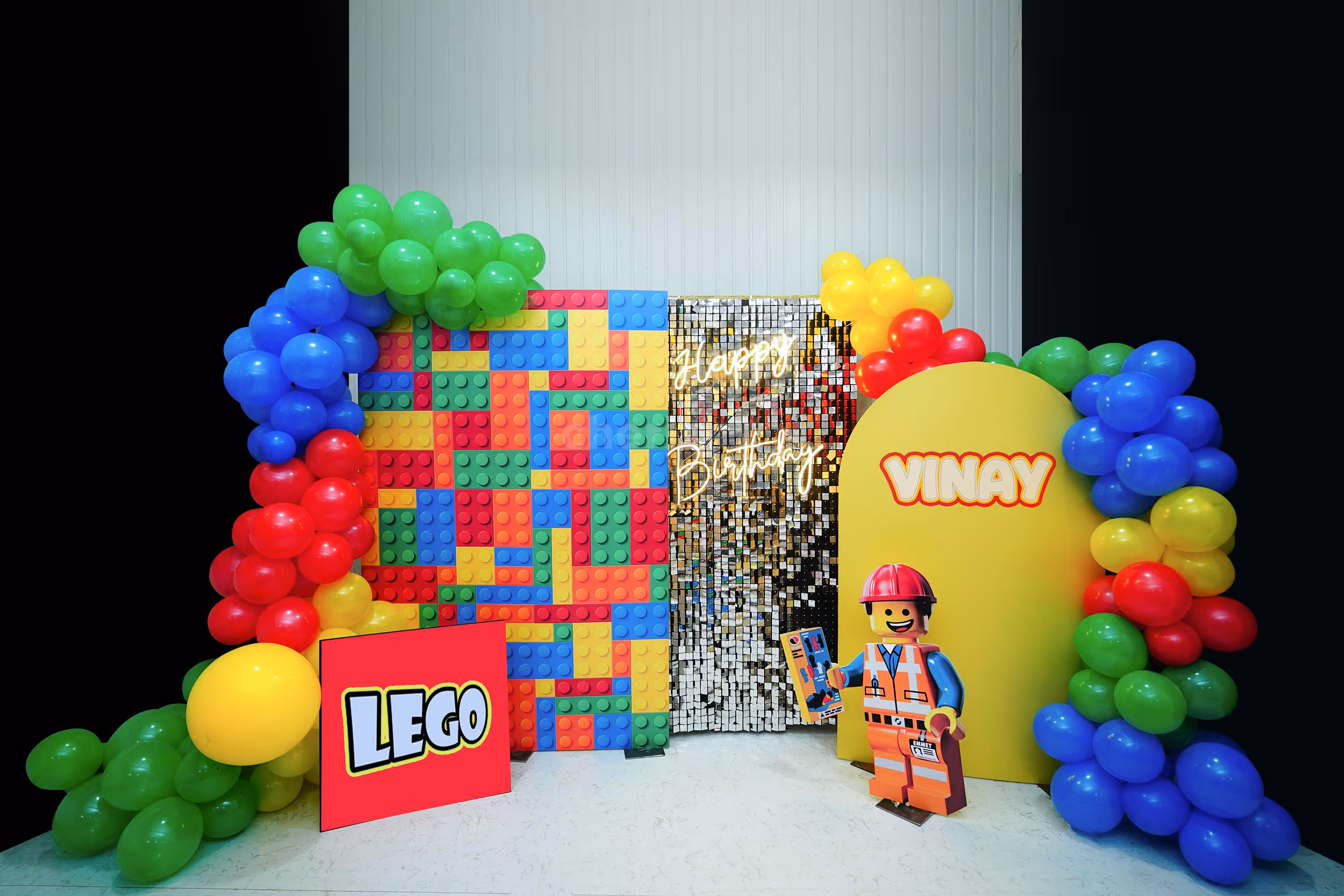 Lego-themed party decorations are a great way to create a memorable birthday party.