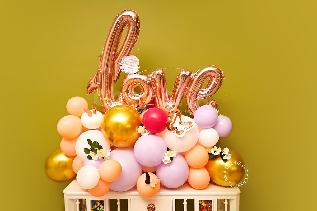 LOVE Balloon Bouquet