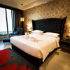 Luxury stay in Delhi, romantic couple day out