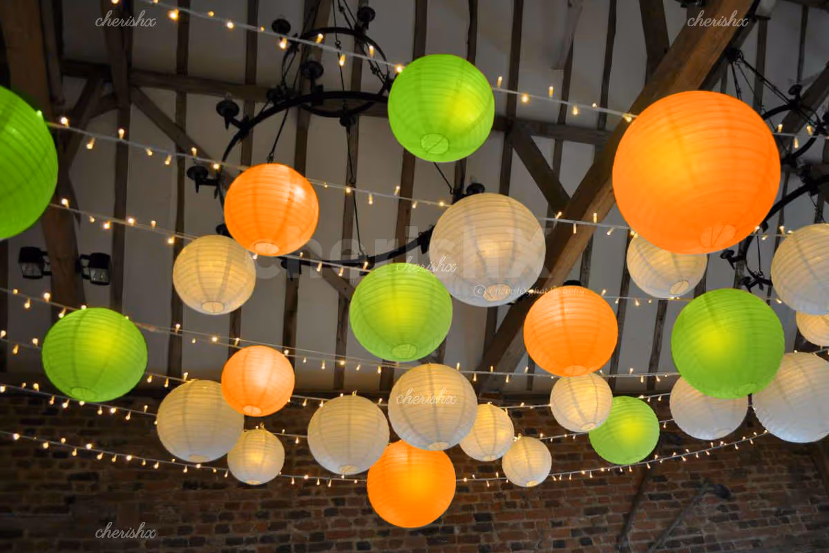 Beautiful Tricolor Lantern Decor for a truly special and memorable occasion.
