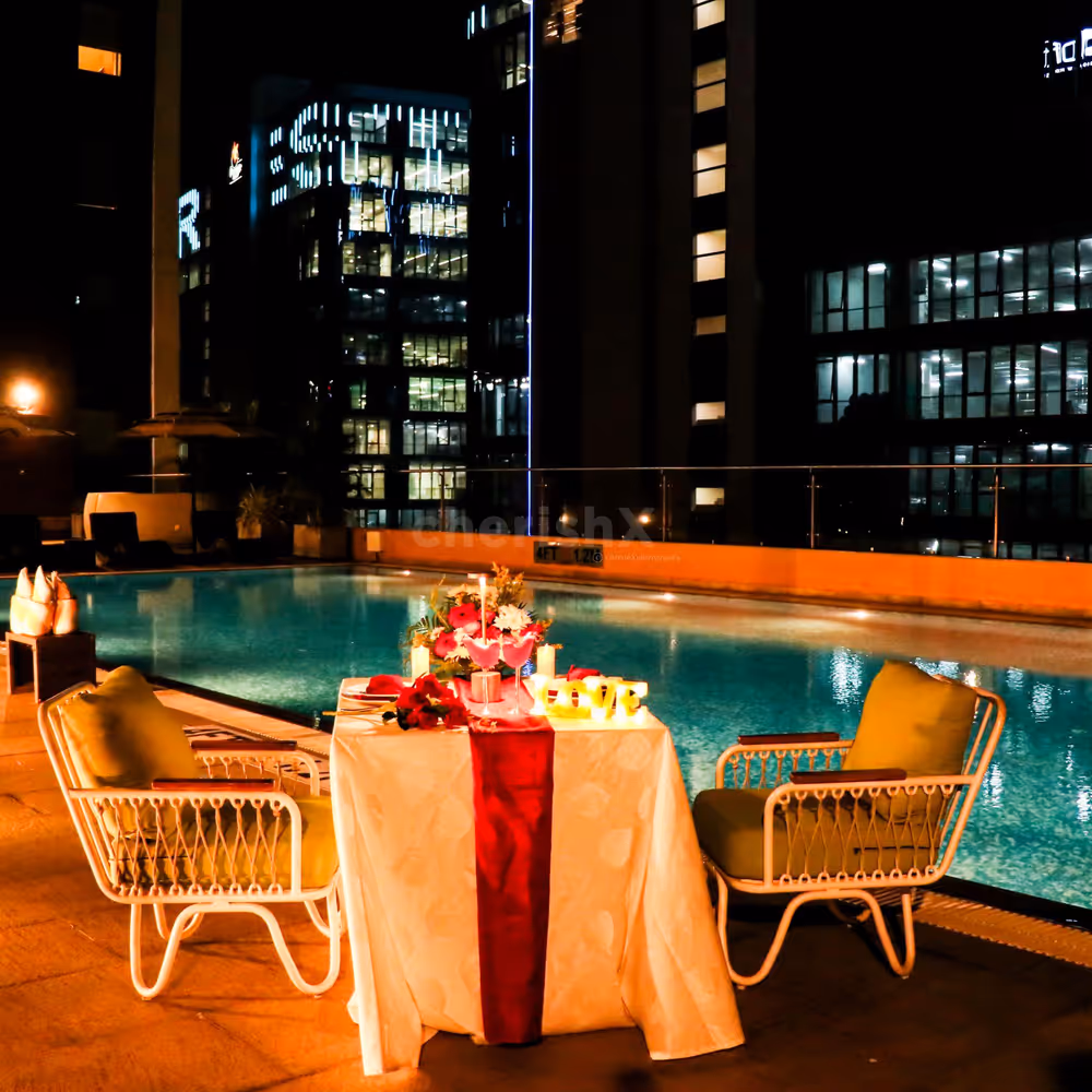 Experience a romantic evening with Poolside Dining by Aloft