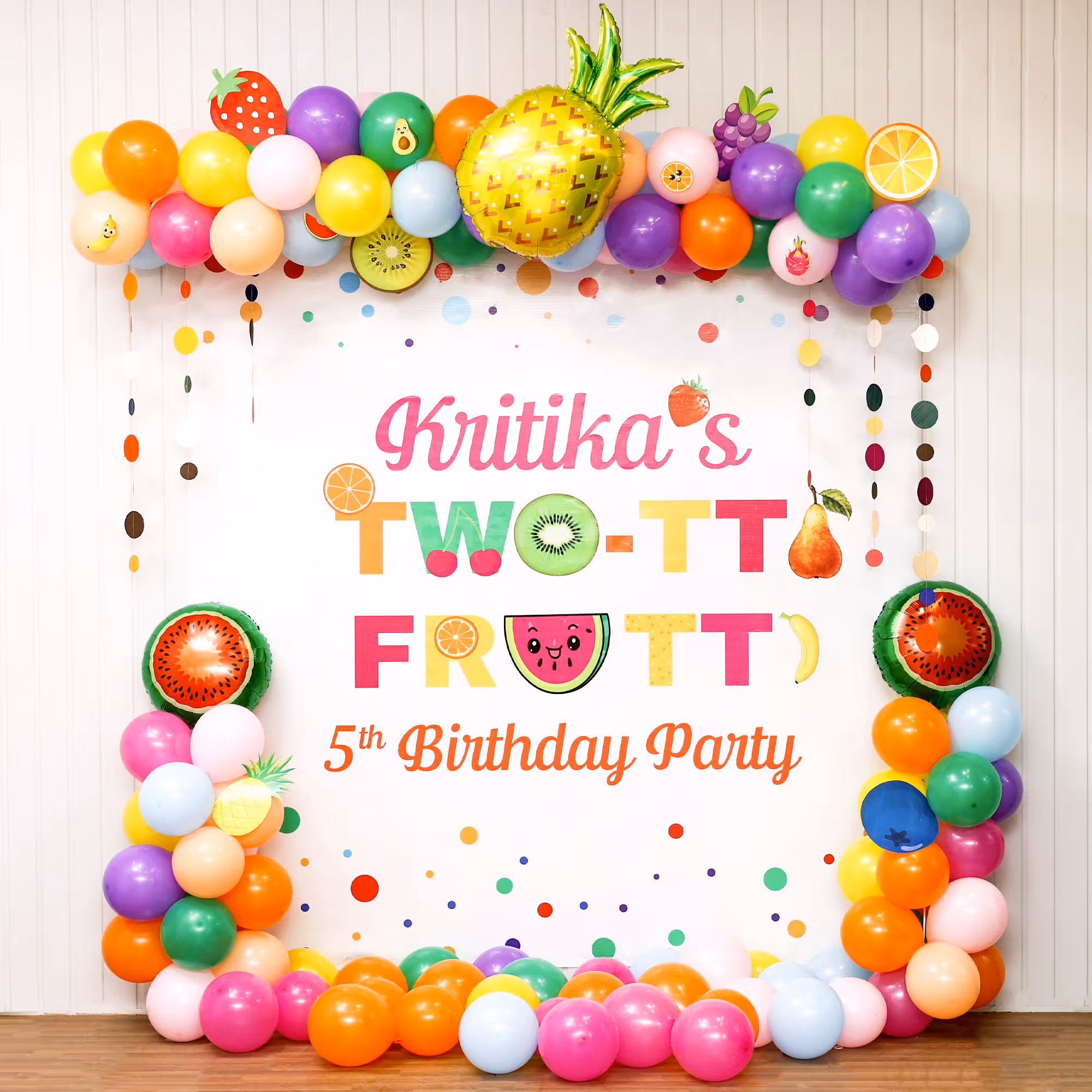 A fun-filled Tutti Frutti decoration for your child's birthday!
