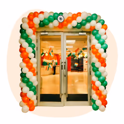Tricolor balloon arch for Independence Day office event